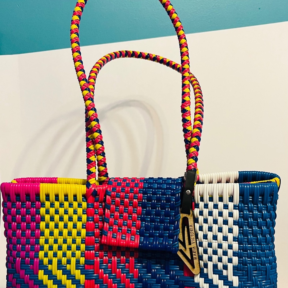 Maria Victoria Handbag - Picture 2 of 2